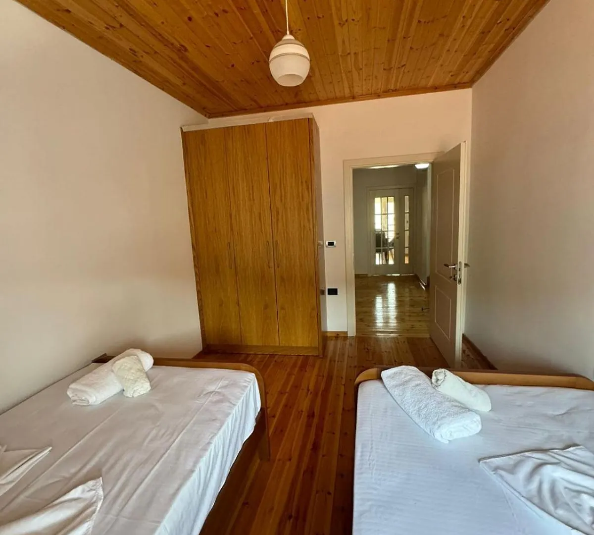 Central Apartment Gjirokaster